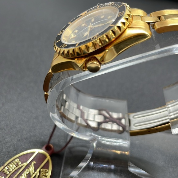 Mathey-Tissot gold tone ladies quartz watch - Picture 2 of 8